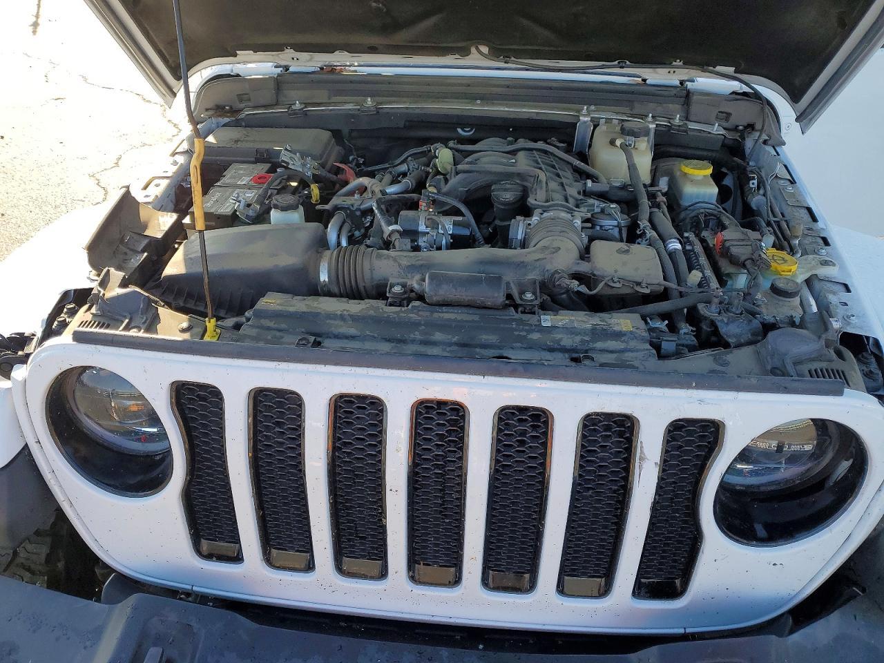 2023 Jeep Wrangler Sahara - zdjęcie 12