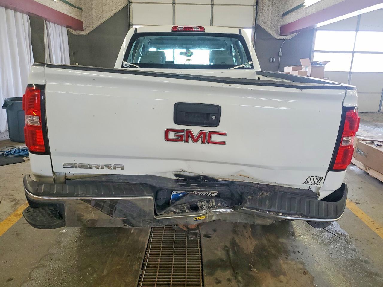 2016 GMC Sierra C1500 - zdjęcie 6