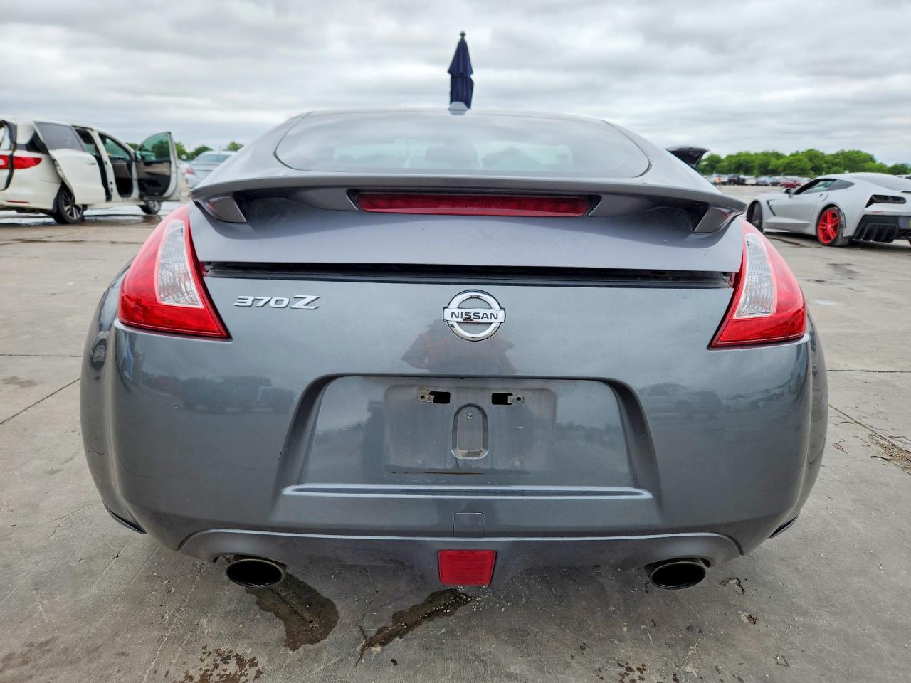 2014 Nissan 370Z Touring - zdjęcie 6