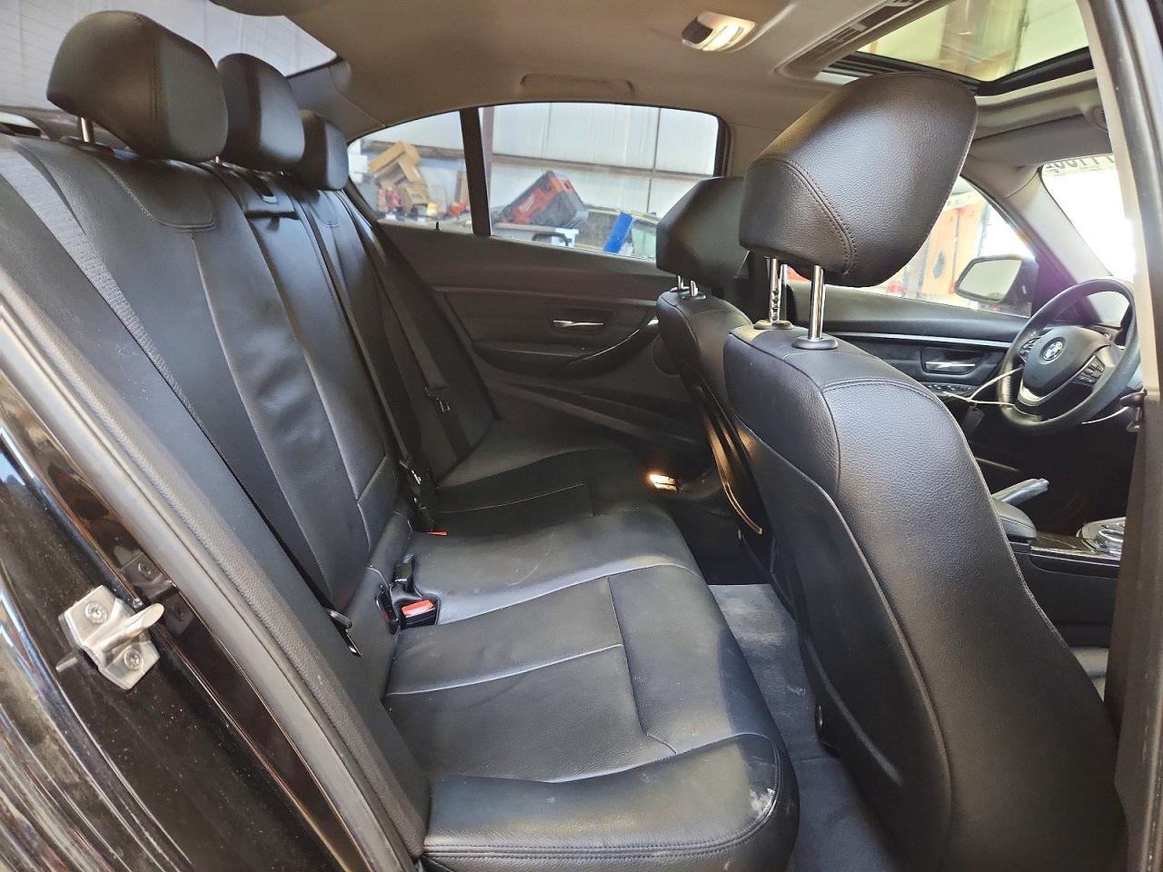 2014 BMW Seria 3 328i - zdjęcie 10