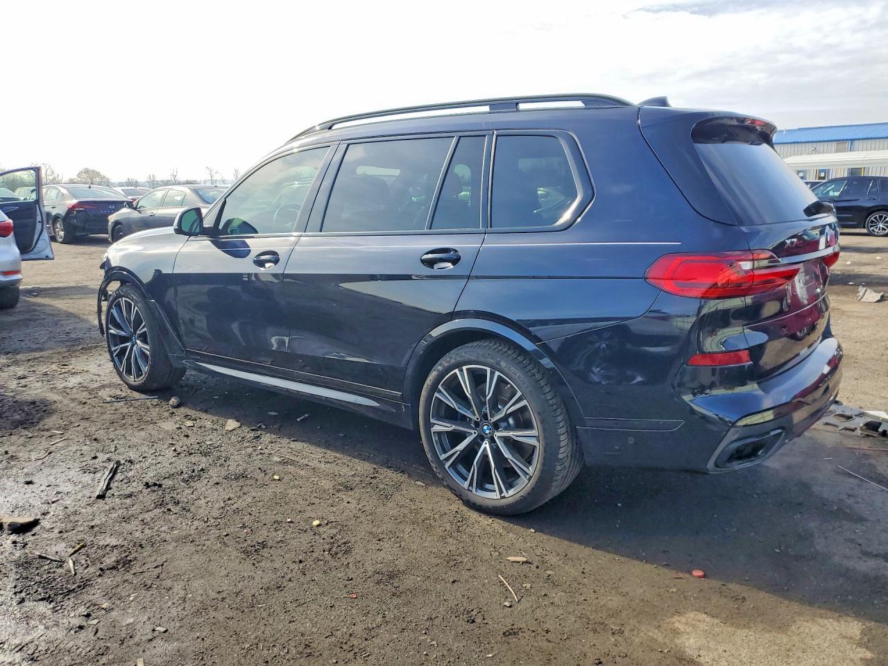 2020 BMW X7 M50I - zdjęcie 2
