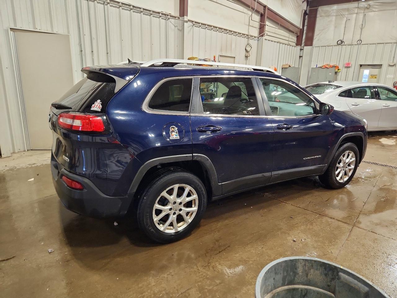 2015 Jeep Cherokee Latitude - zdjęcie 3