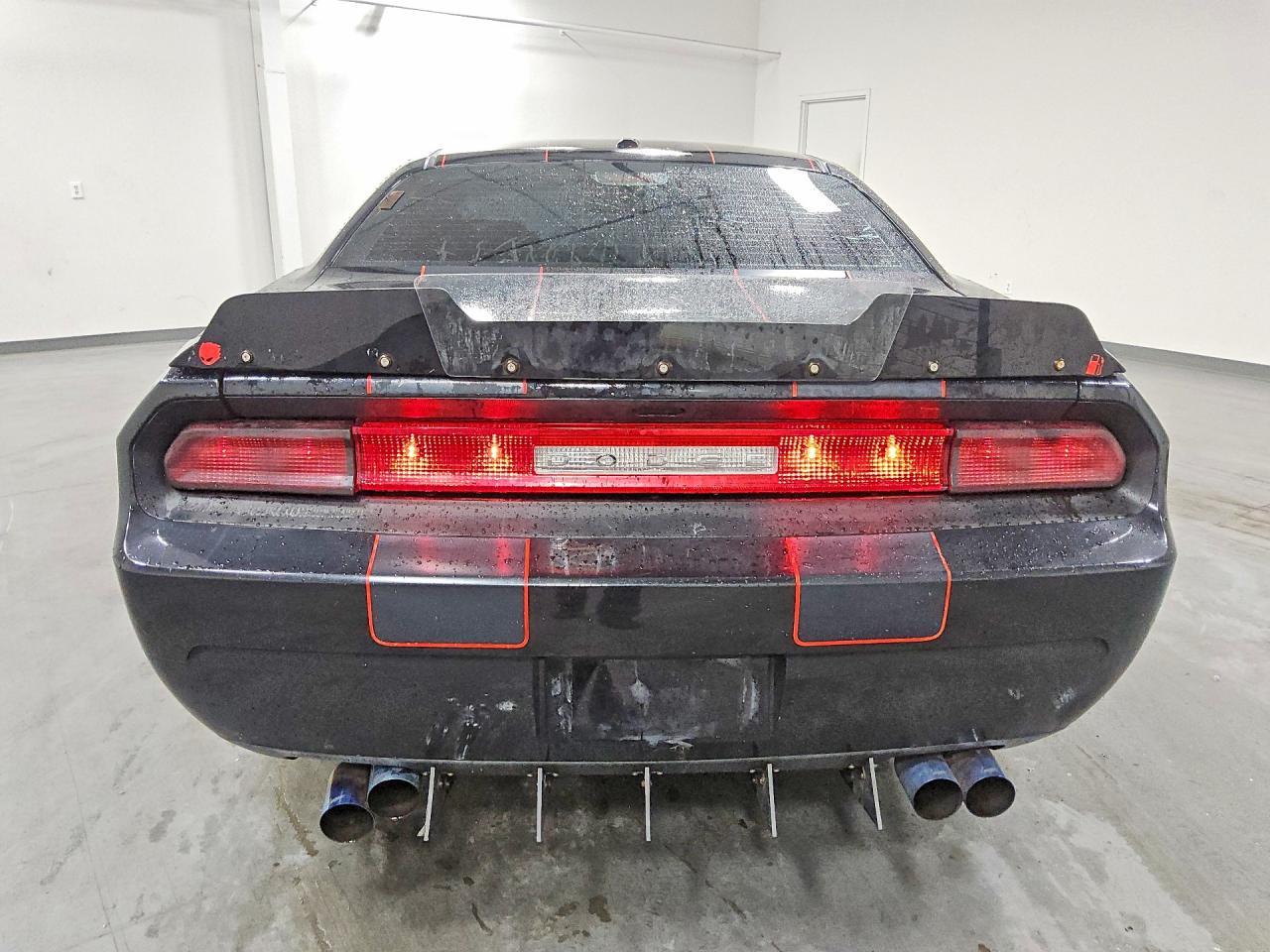 2014 Dodge Challenger R - zdjęcie 6