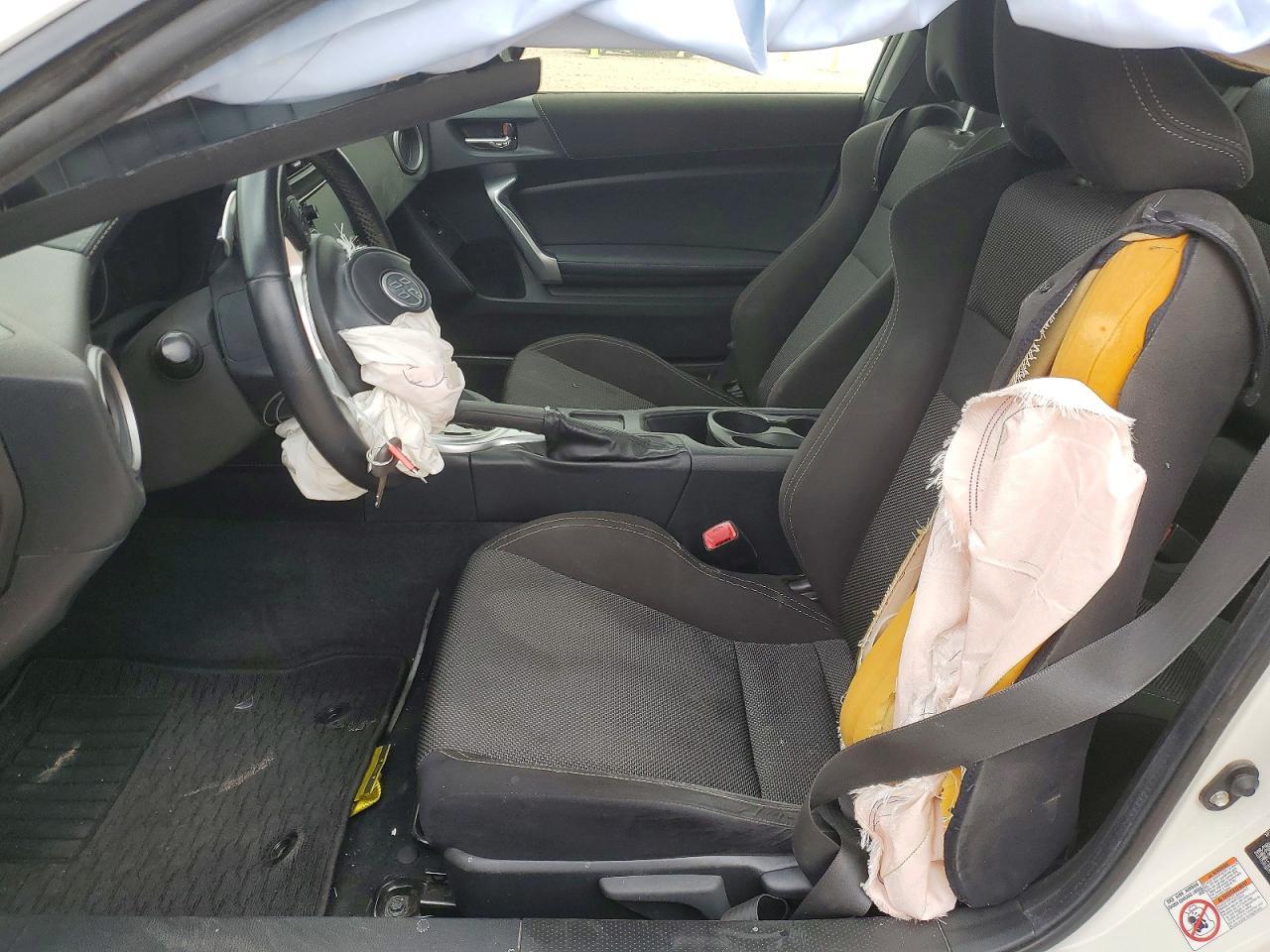 2019 Toyota 86 Base - zdjęcie 7