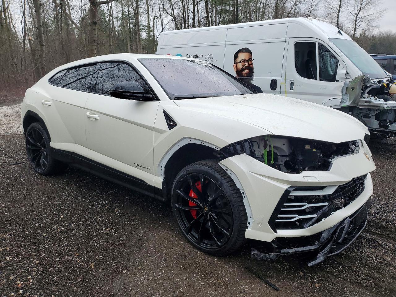2021 Lamborghini Urus - zdjęcie 4