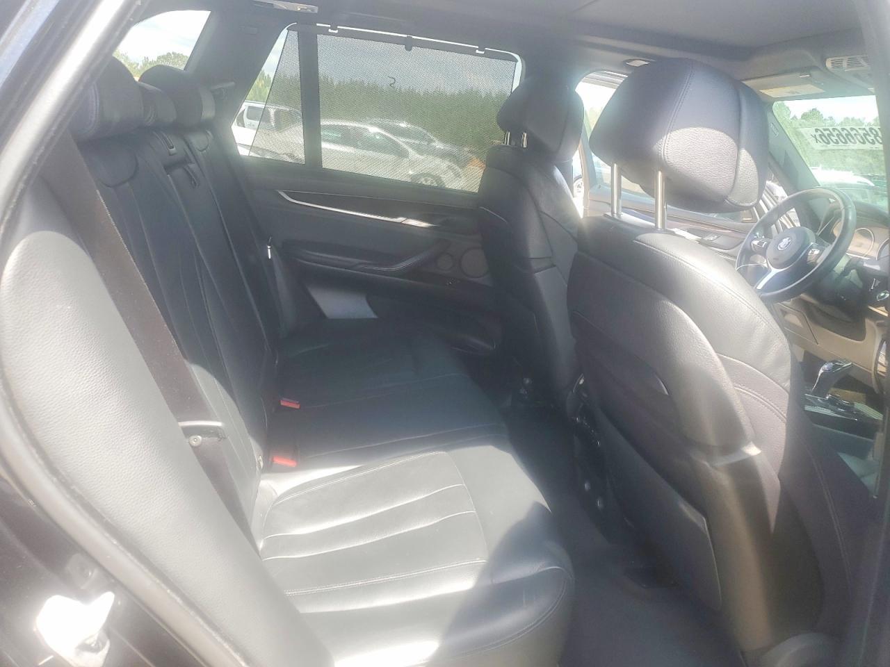 2015 BMW X5 xDrive50I - zdjęcie 10