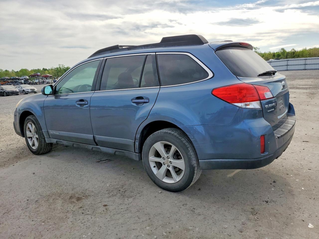 2013 Subaru Outback 2.5I Premium - zdjęcie 2