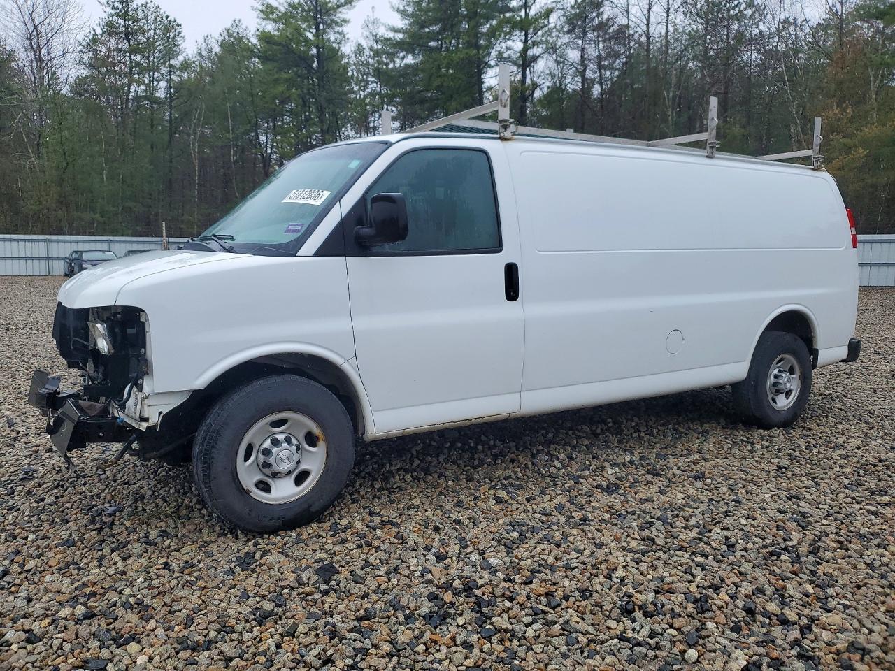 2017 Chevrolet Express G2500 - zdjęcie główne