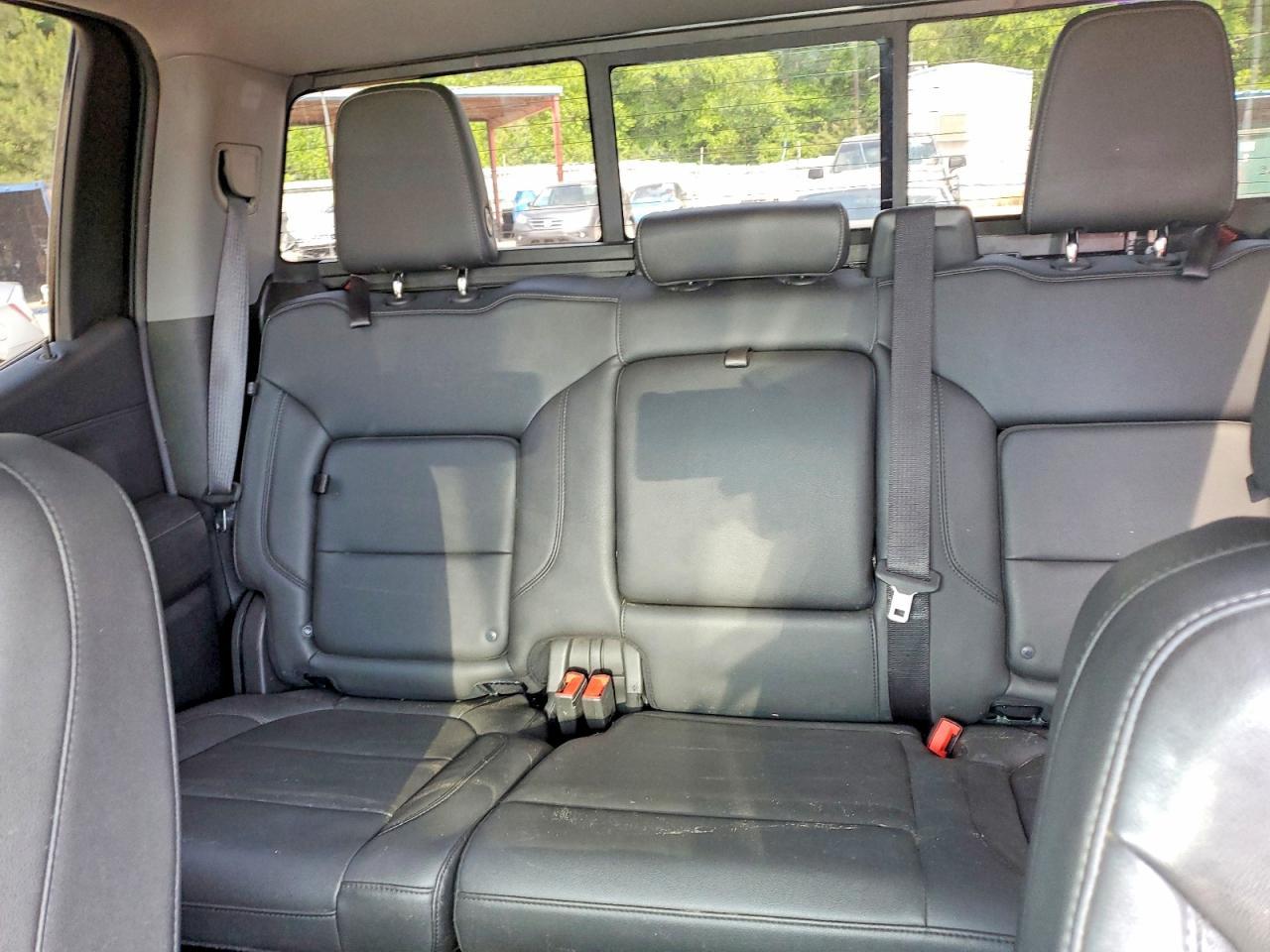 2019 Chevrolet Silverado K1500 Rst - zdjęcie 10