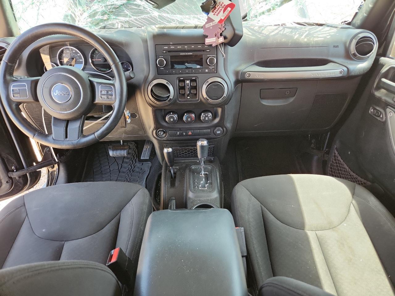 2015 Jeep Wrangler Unlimited Sport - zdjęcie 8