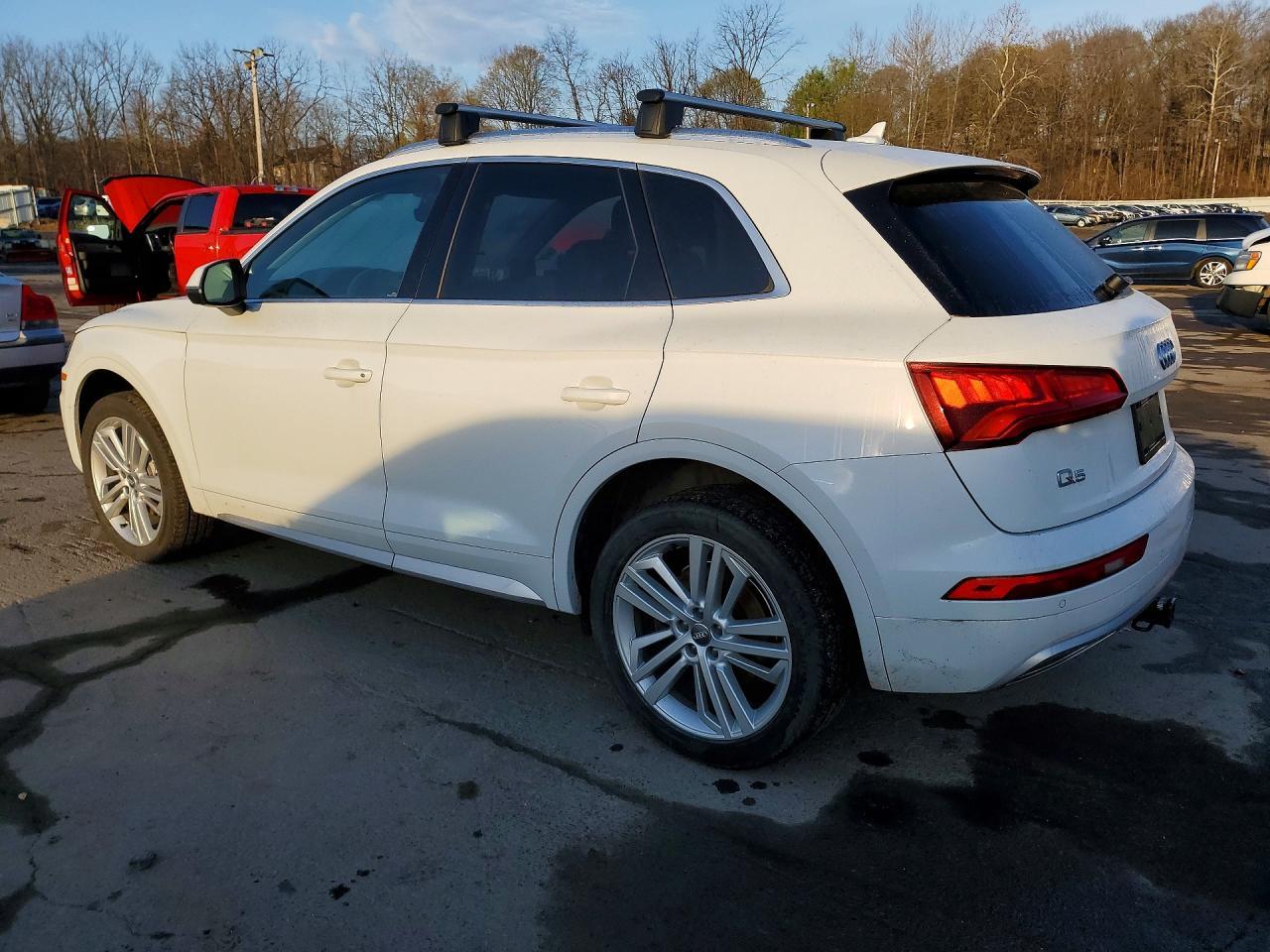 2020 Audi Q5 Premium Plus - zdjęcie 2