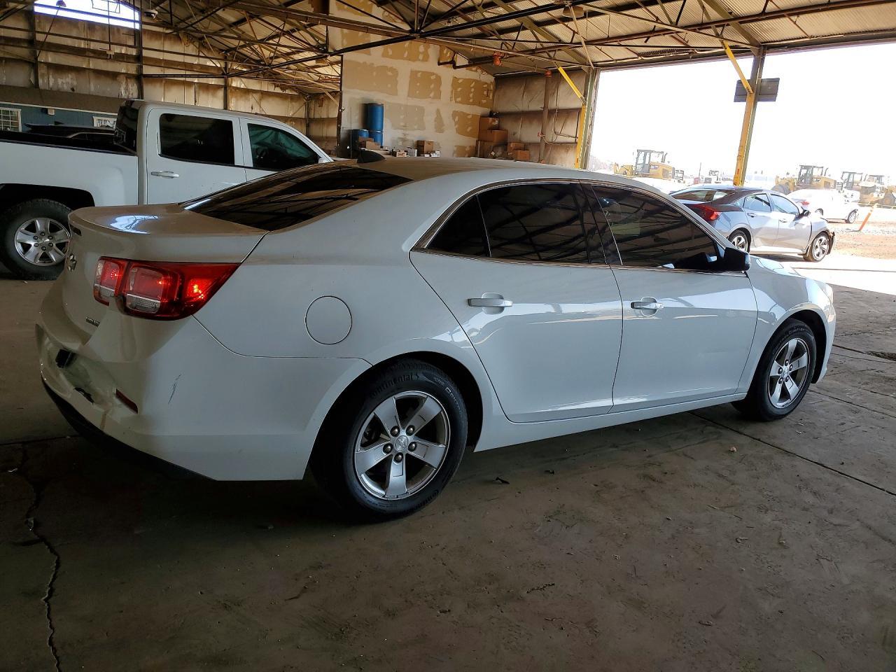 2013 Chevrolet Malibu Ls - zdjęcie 3