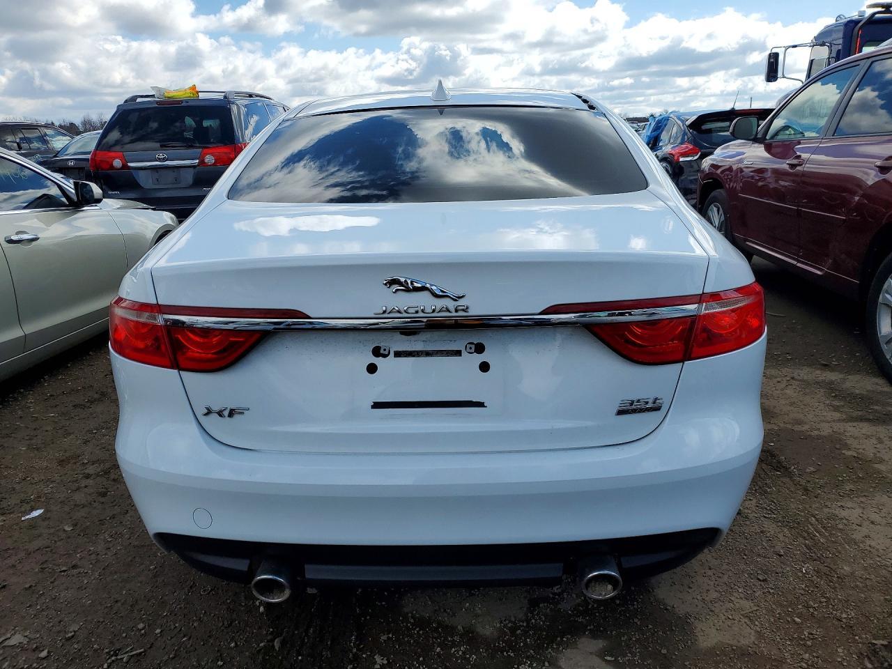 2017 Jaguar Xf - zdjęcie 6