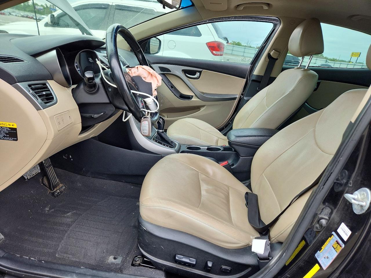 2014 Hyundai Elantra Limited - zdjęcie 7