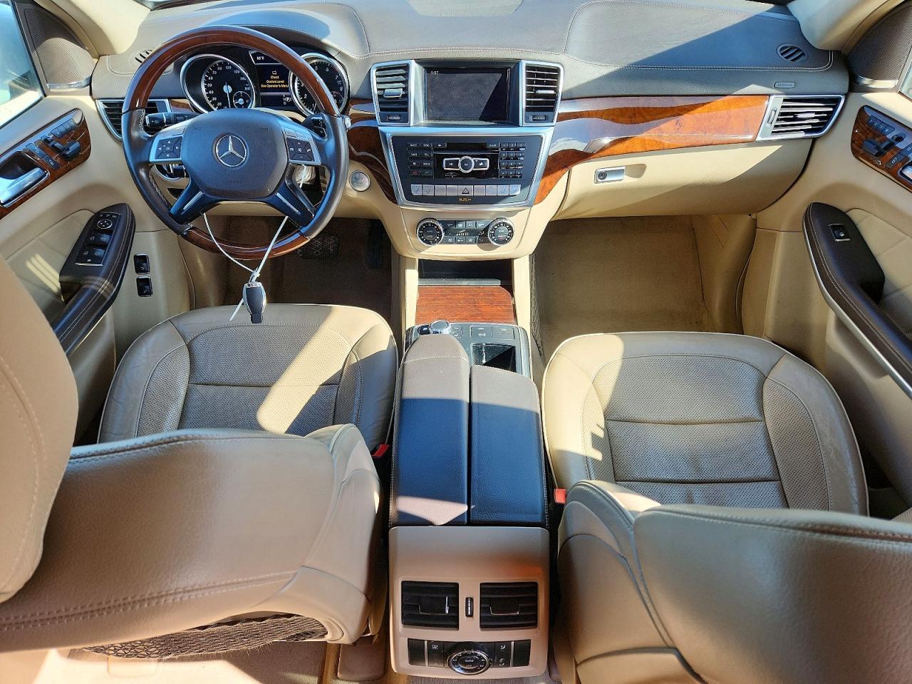 2013 Mercedes-Benz Gl 550 4Matic - zdjęcie 8