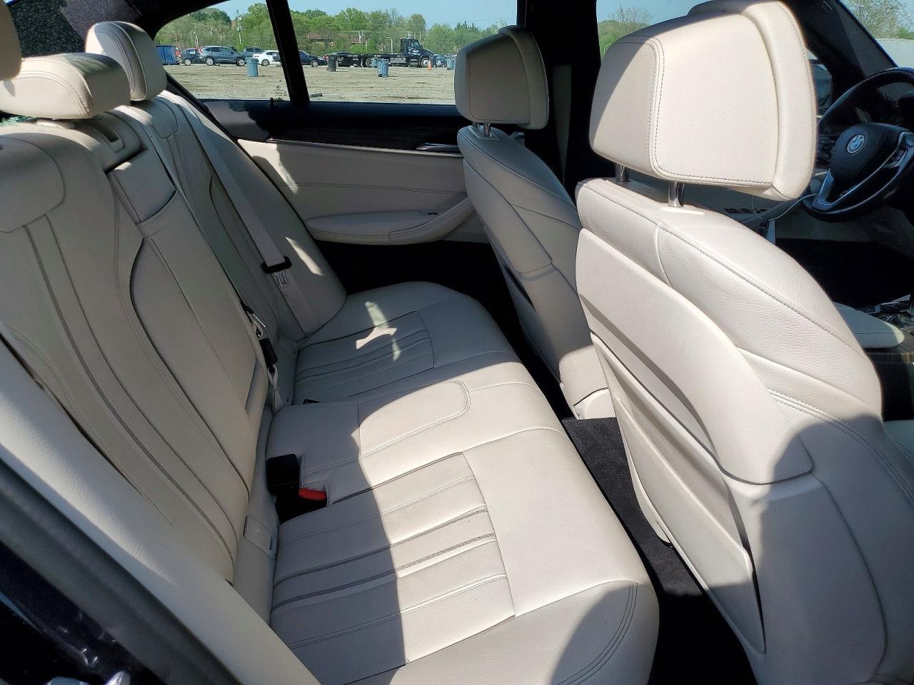 2018 BMW 540 I - zdjęcie 10