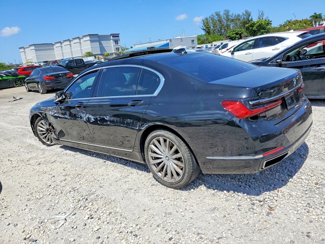 2022 BMW 740 I - zdjęcie 2