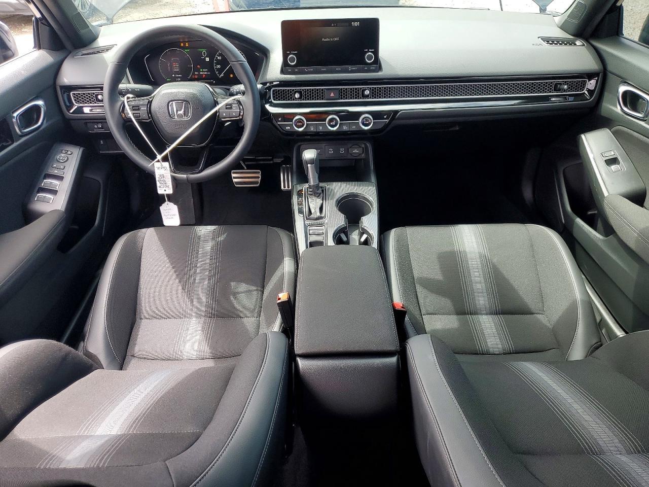 2026 Honda Civic Sport - zdjęcie 8