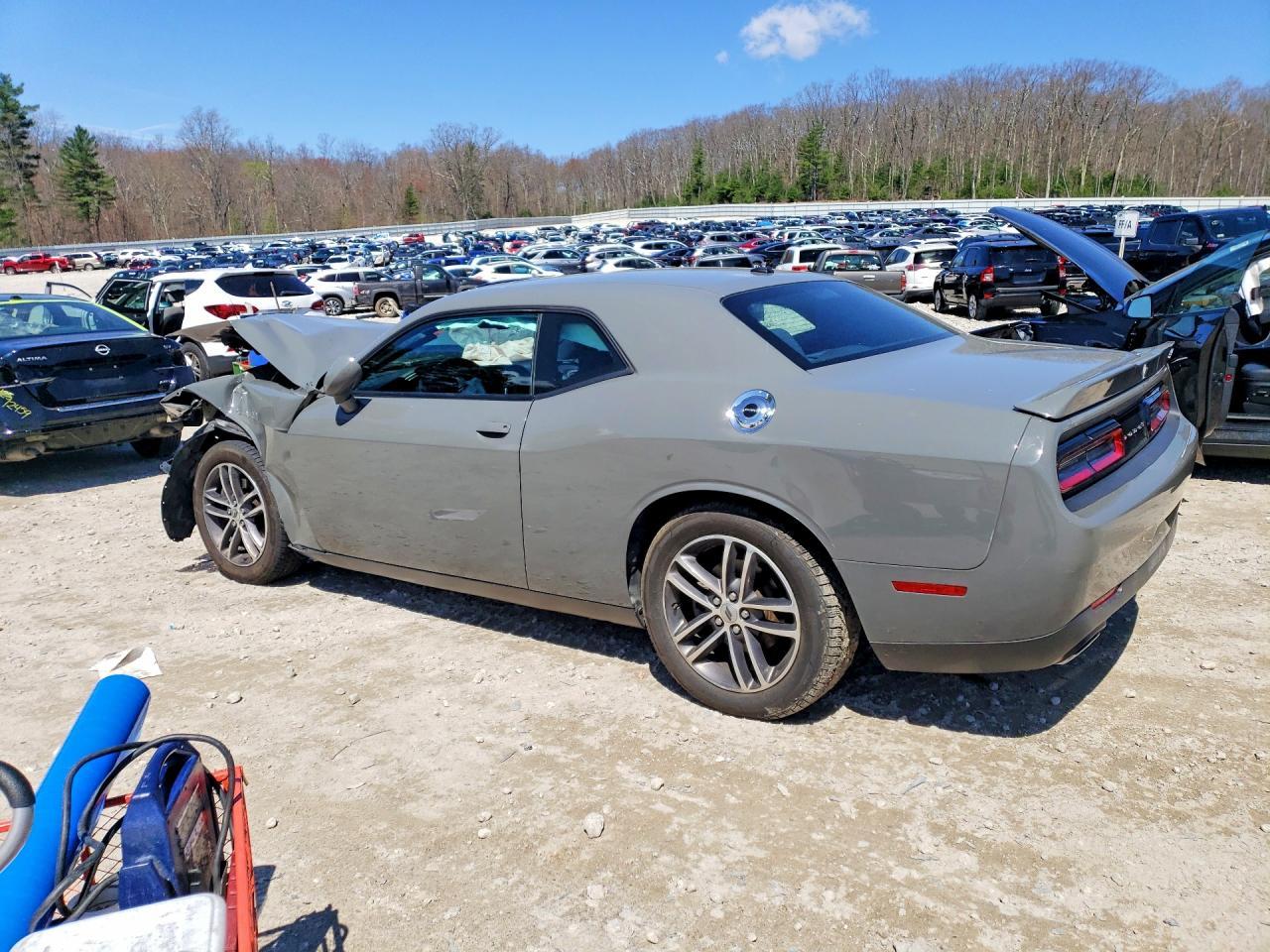 2019 Dodge Challenger Sxt - zdjęcie 2
