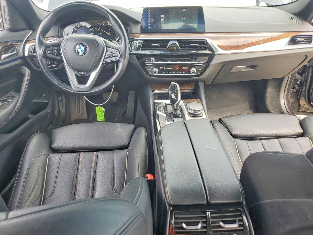 2019 BMW 530 Xi - zdjęcie 8