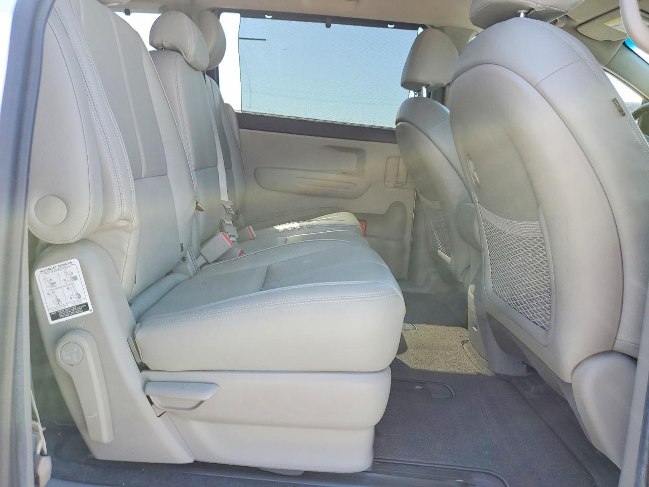 2016 Kia Sedona Lx - zdjęcie 11