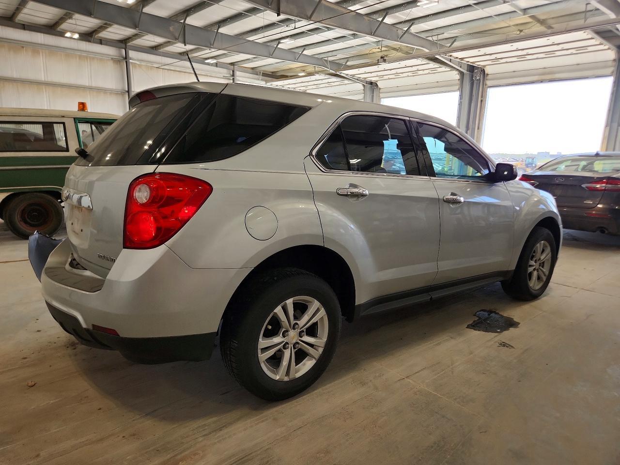 2015 Chevrolet Equinox Ls - zdjęcie 3
