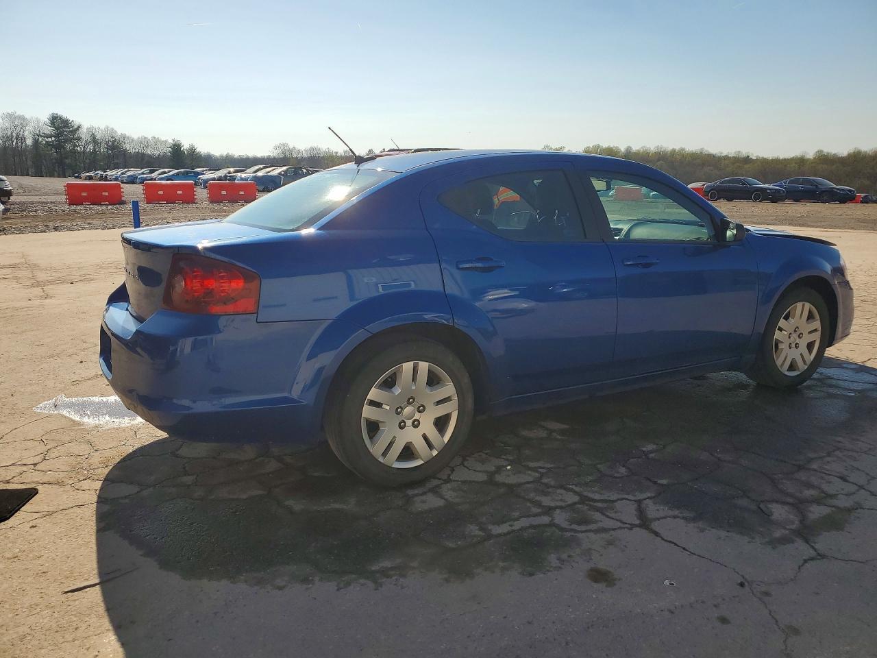 2014 Dodge Avenger Se - zdjęcie 3