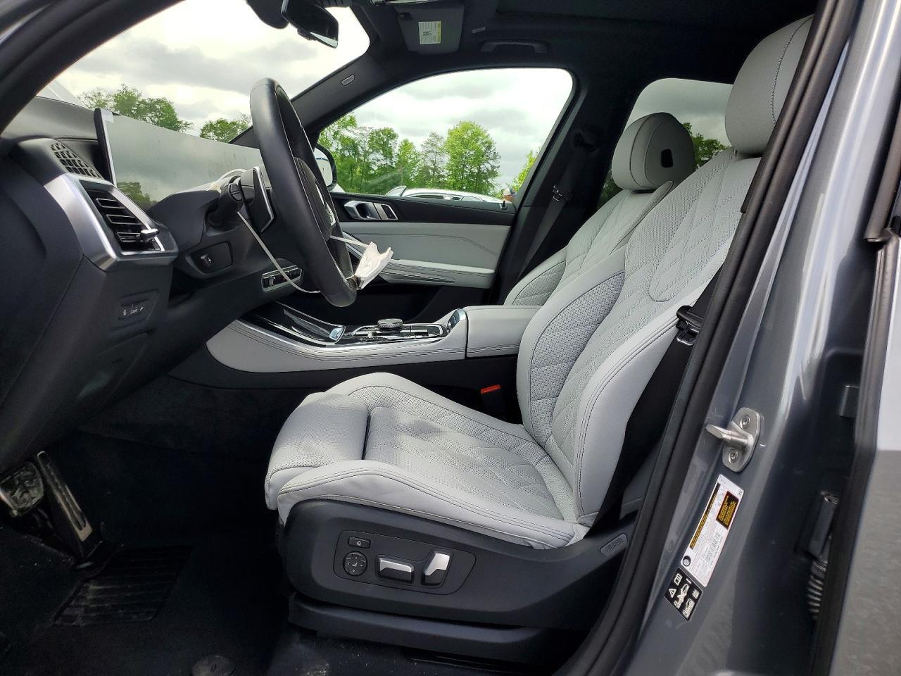 2026 BMW X5 xDrive40I - zdjęcie 7