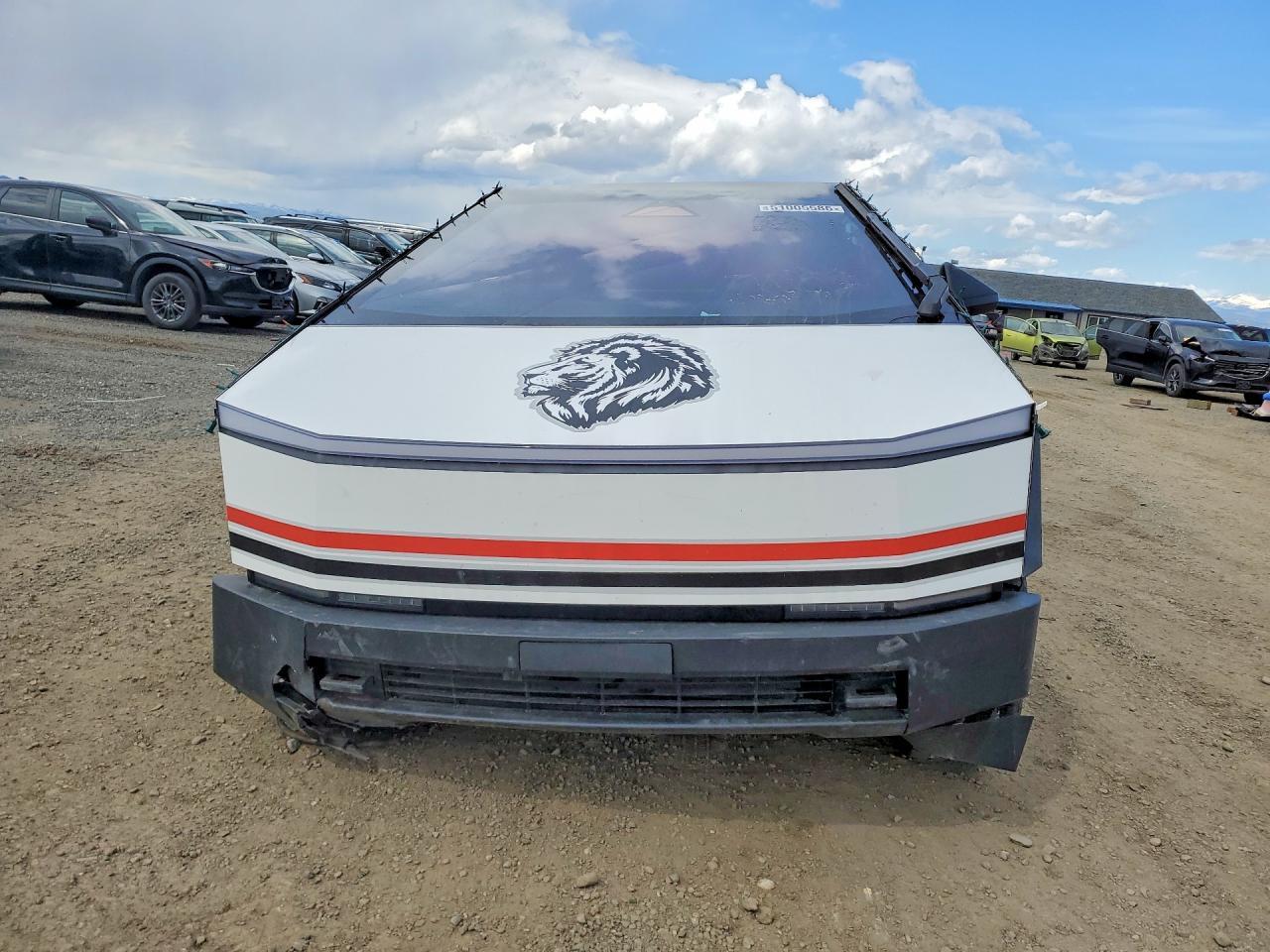2024 Tesla Cybertruck - zdjęcie 5