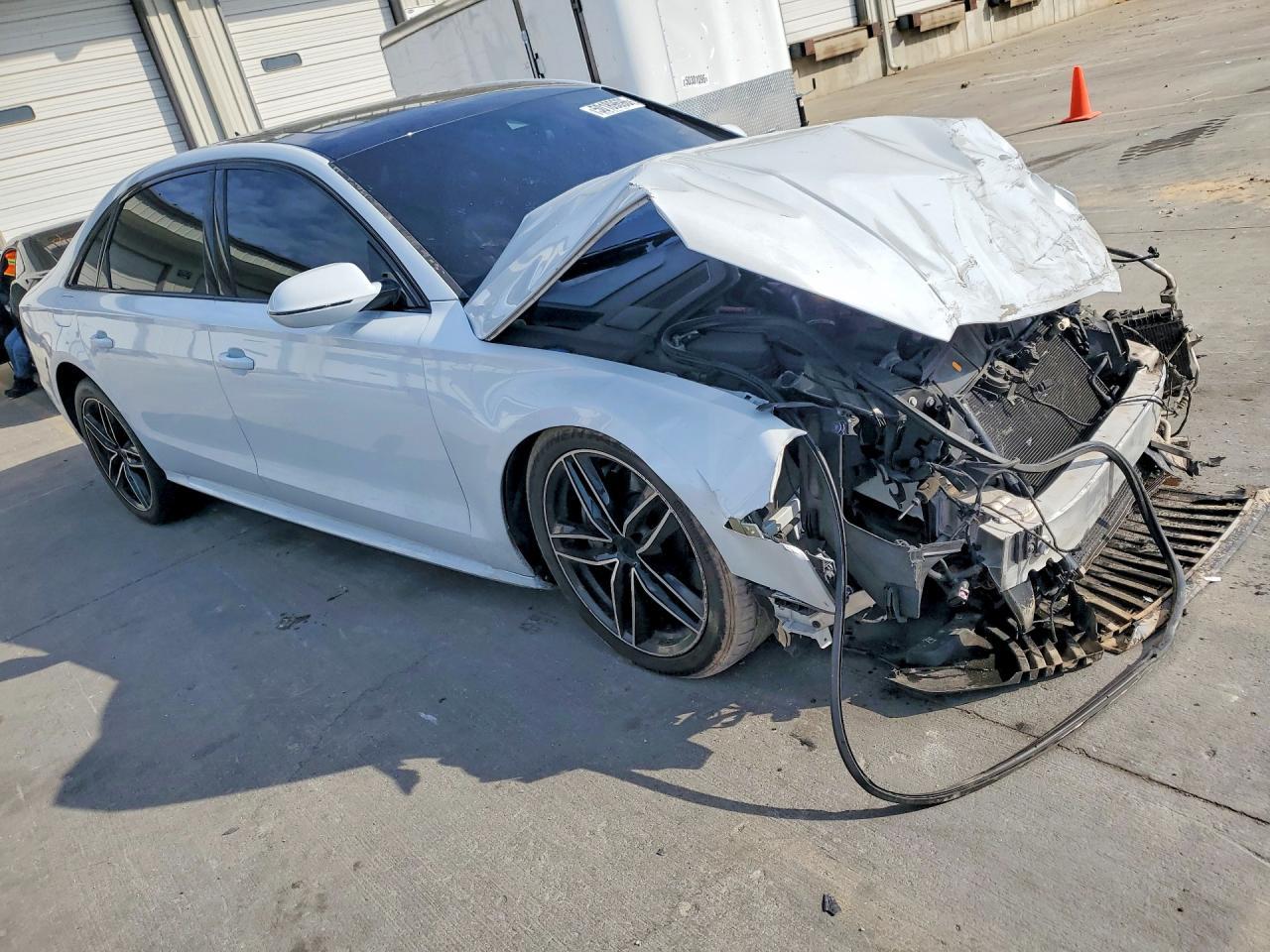 2017 Audi A8 L Quattro - zdjęcie 4
