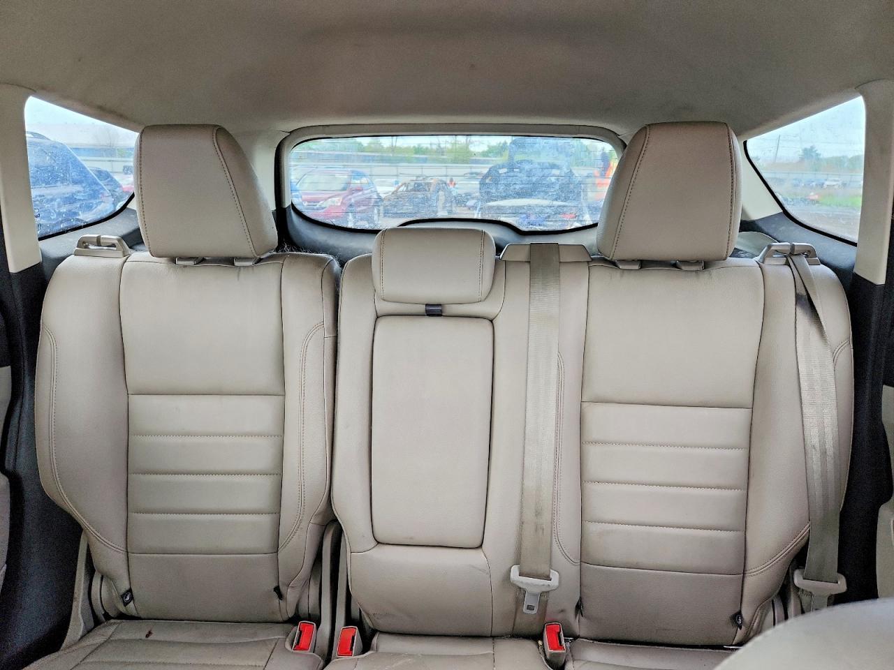 2014 Ford Escape Titanium - zdjęcie 10