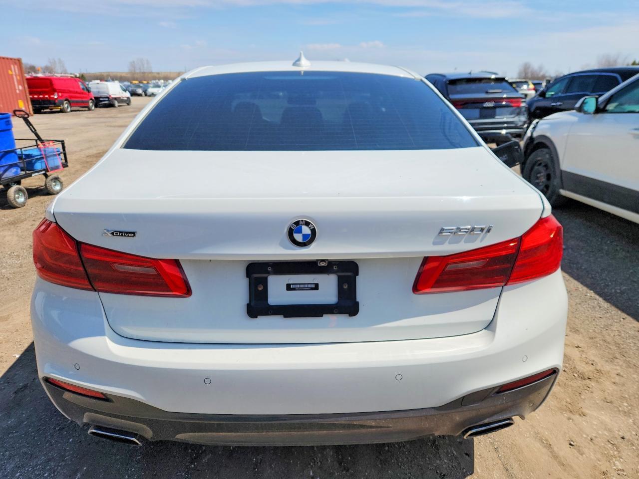 2019 BMW 530 Xi - zdjęcie 6