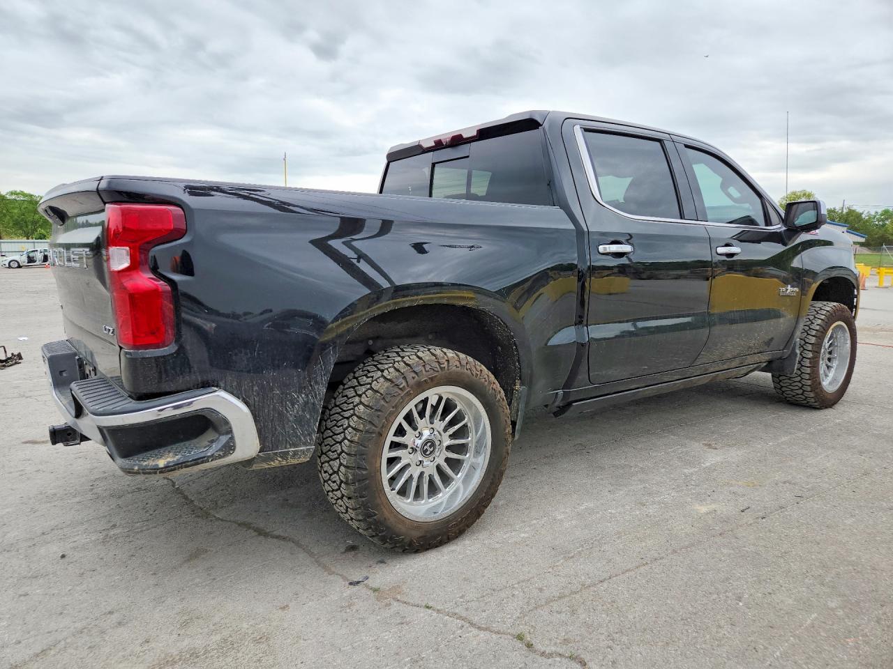 2022 Chevrolet Silverado Ltd K1500 Ltz - zdjęcie 3