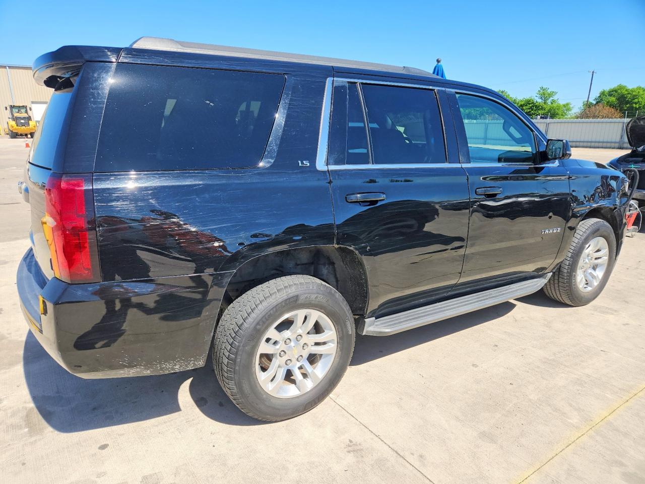 2015 Chevrolet Tahoe C1500 Ls - zdjęcie 3