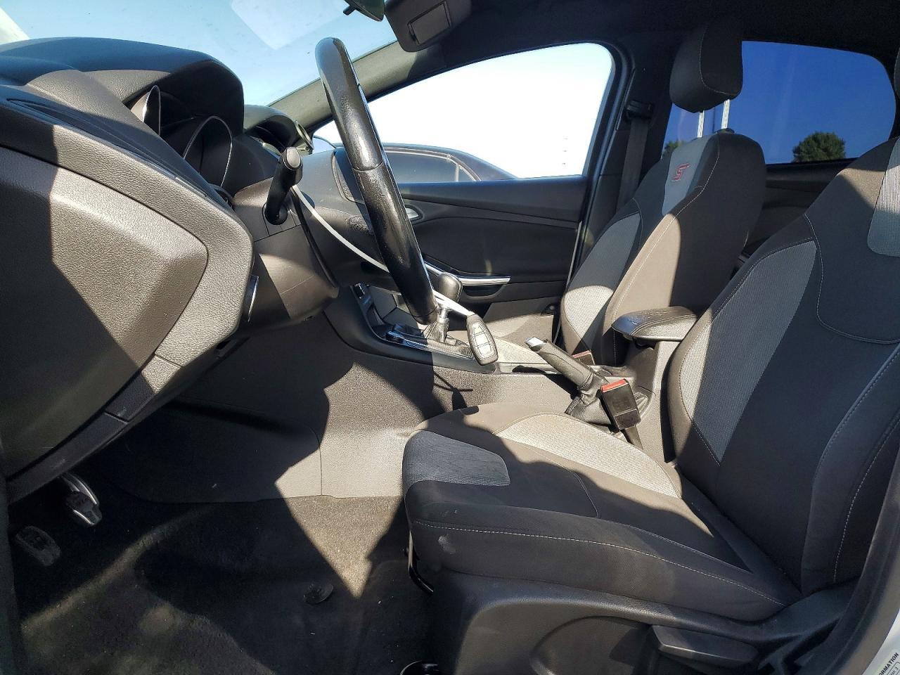 2015 Ford Focus - zdjęcie 7