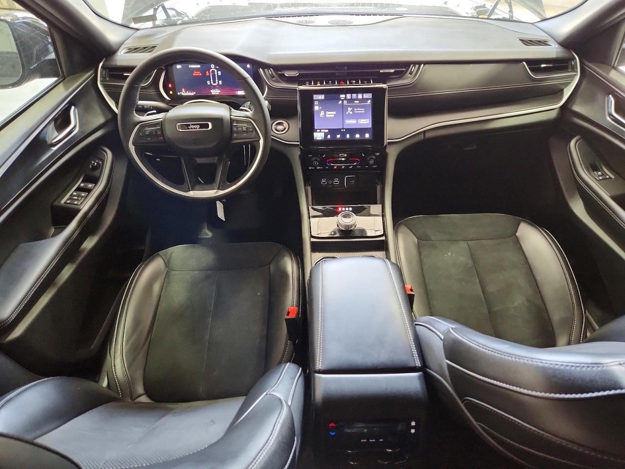 2025 Jeep Grand Cherokee L Laredo - zdjęcie 8