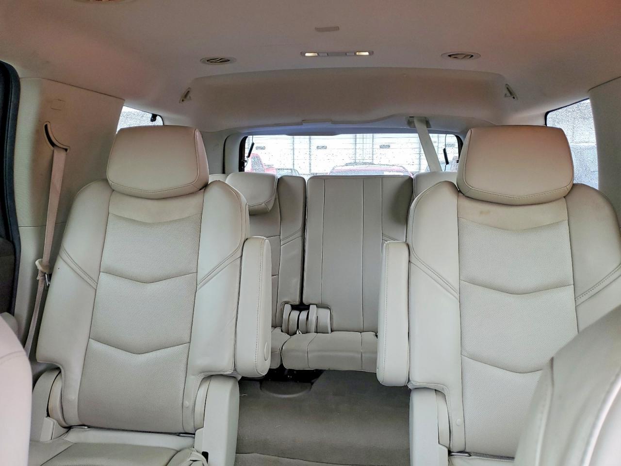 2015 Cadillac Escalade Premium - zdjęcie 10
