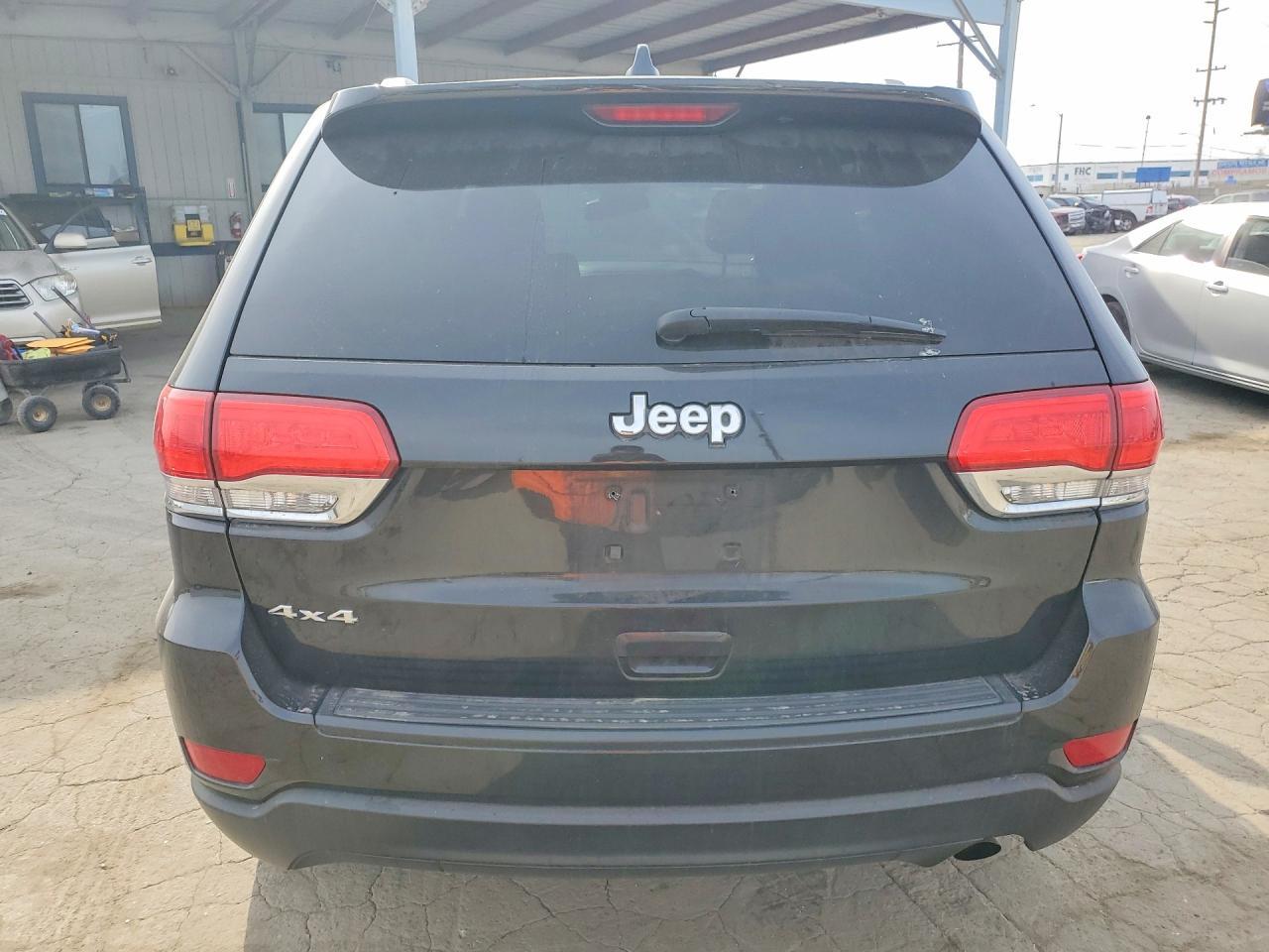 2015 Jeep Grand Cherokee Laredo - zdjęcie 6