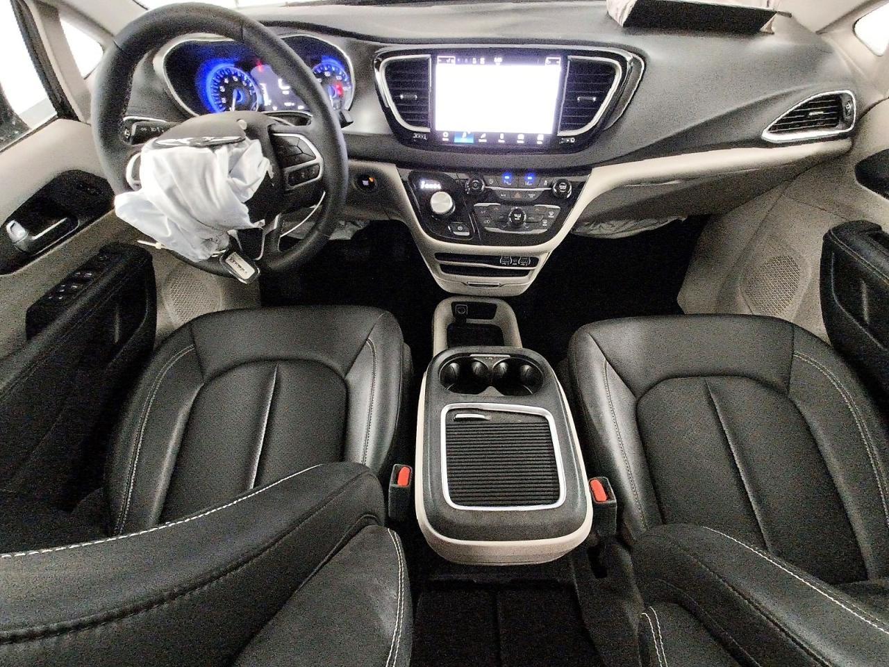 2024 Chrysler Pacifica Touring L - zdjęcie 8