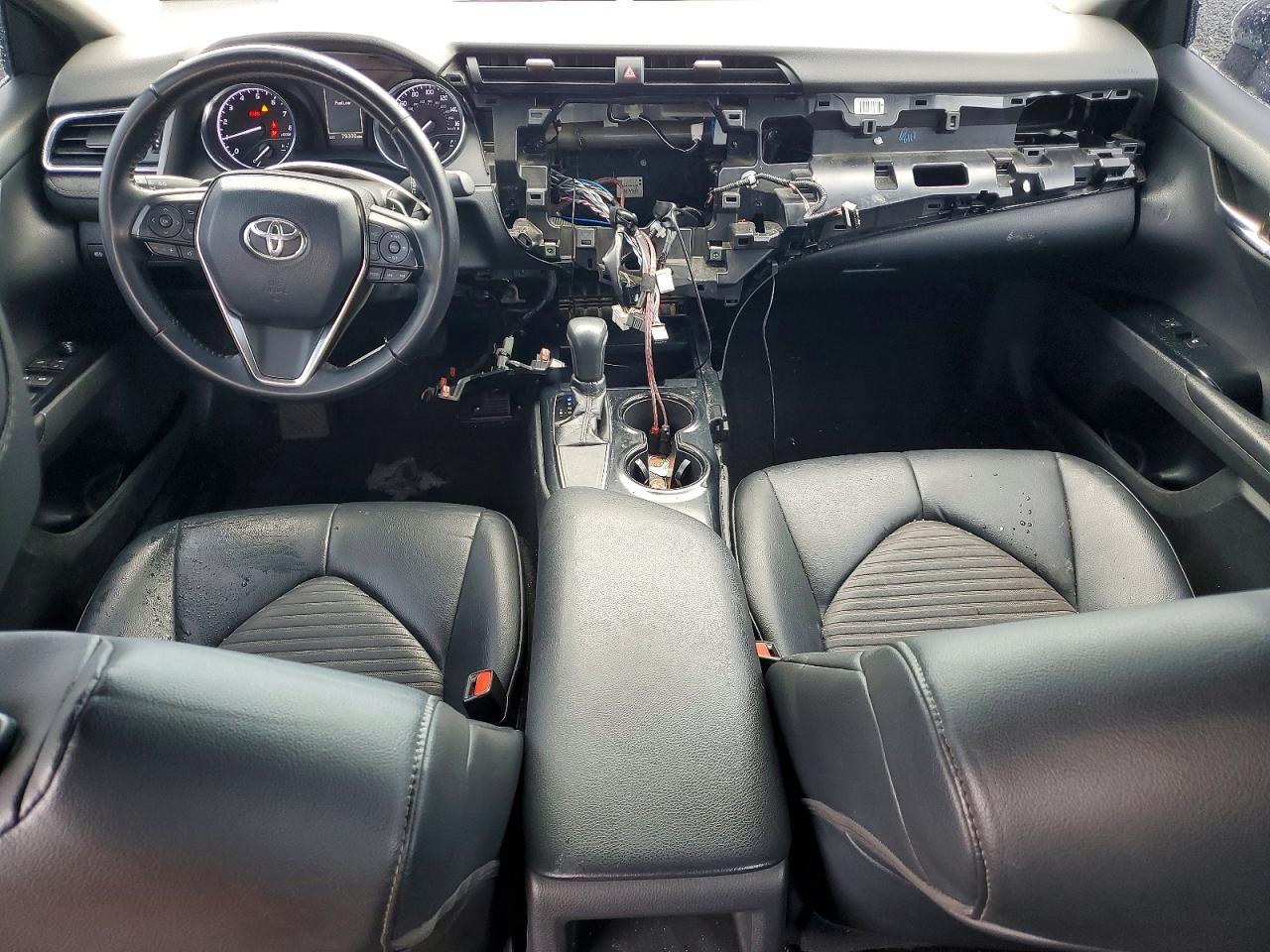 2018 Toyota Camry Se - zdjęcie 8