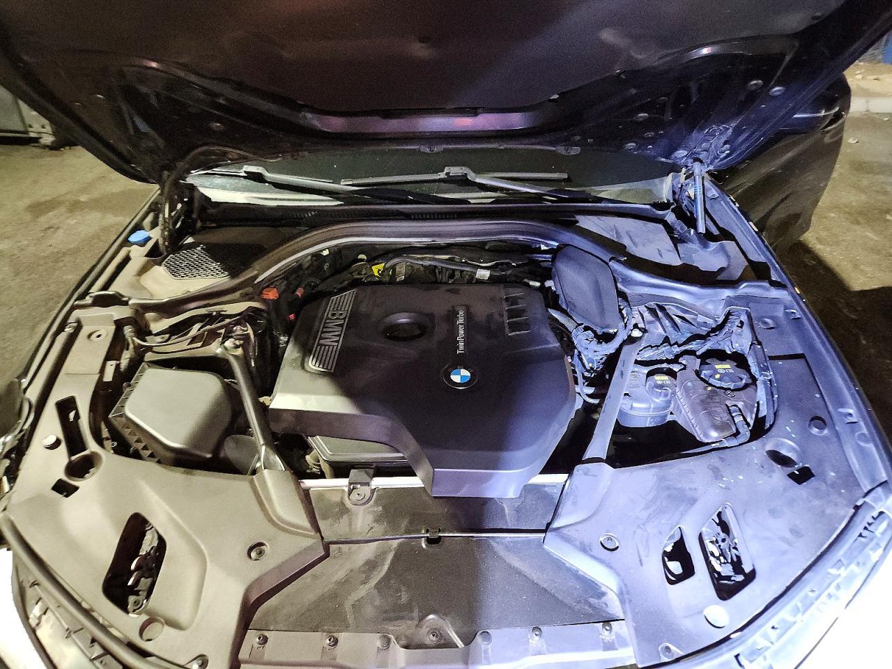 2018 BMW 530 I - zdjęcie 12