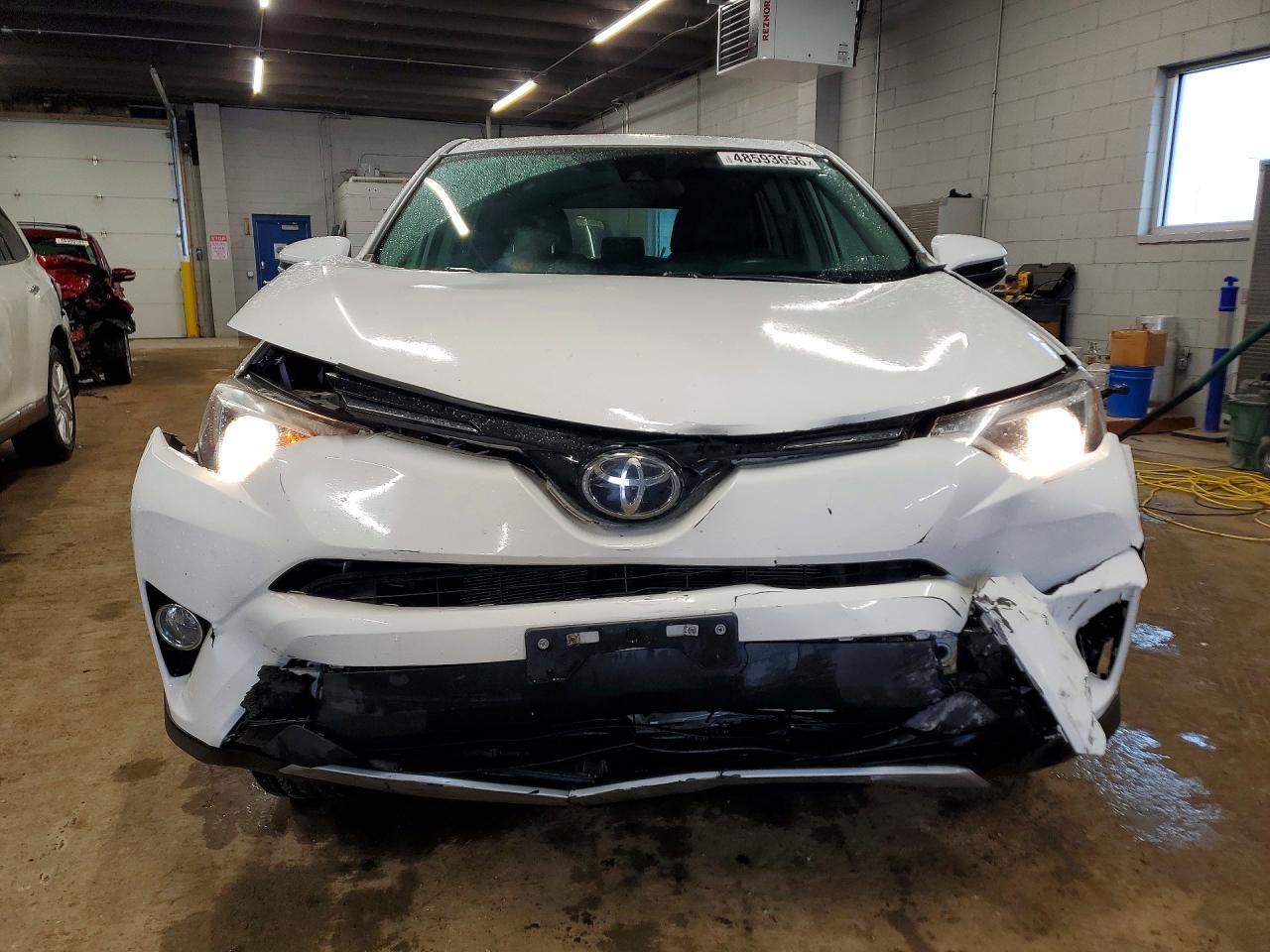2017 Toyota Rav4 Limited - zdjęcie 5