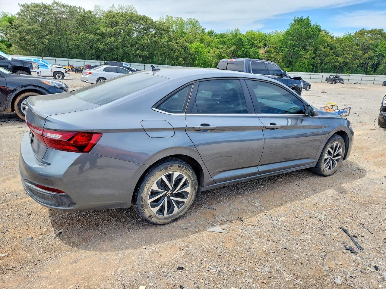 2025 Volkswagen Jetta S - zdjęcie 3
