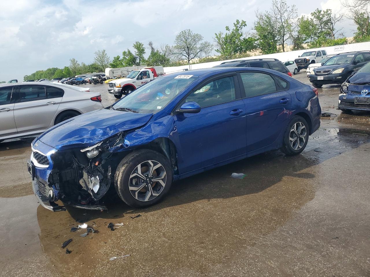 2021 Kia Forte Lxs - zdjęcie główne