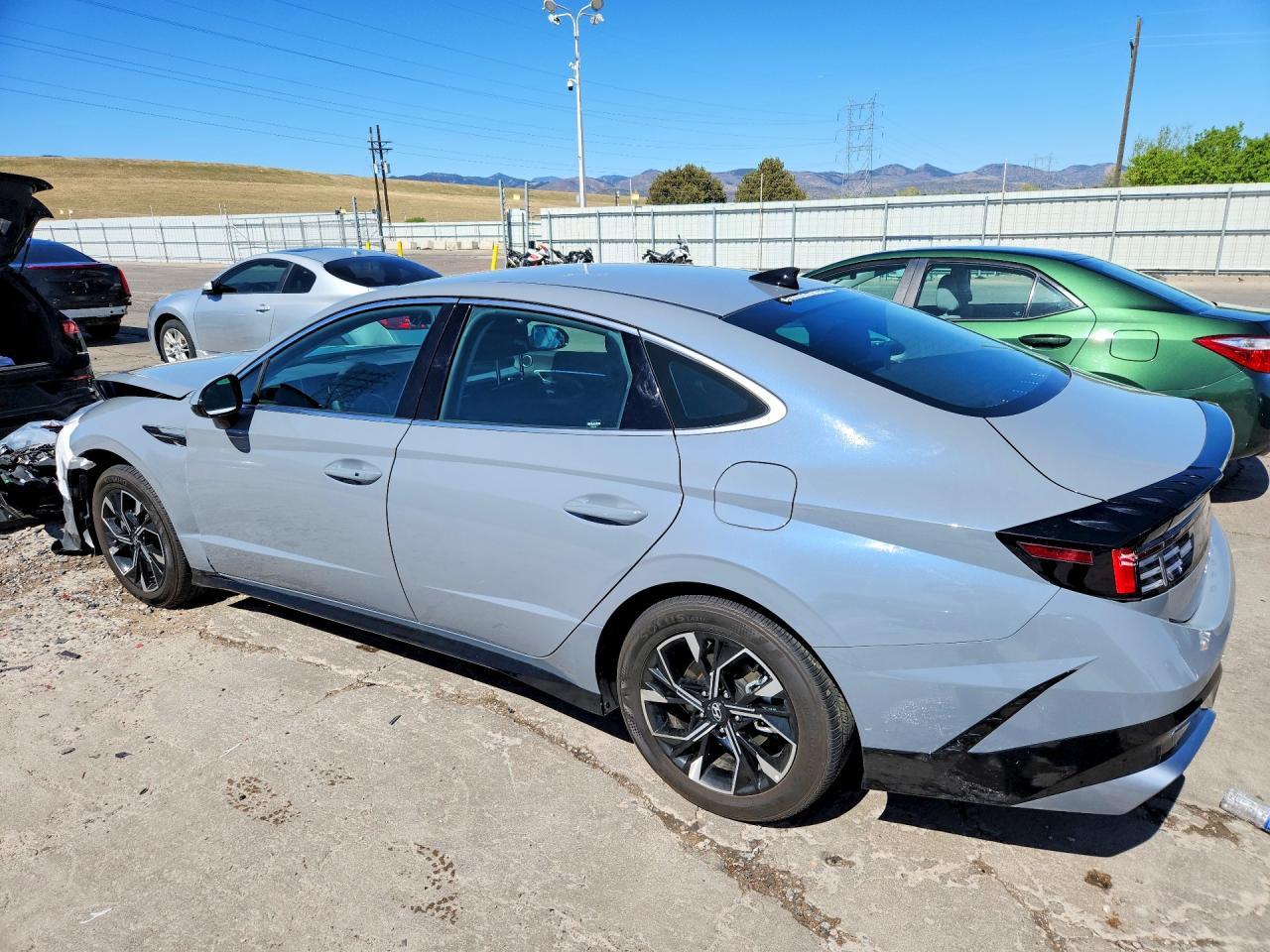 2025 Hyundai Sonata Sel - zdjęcie 2