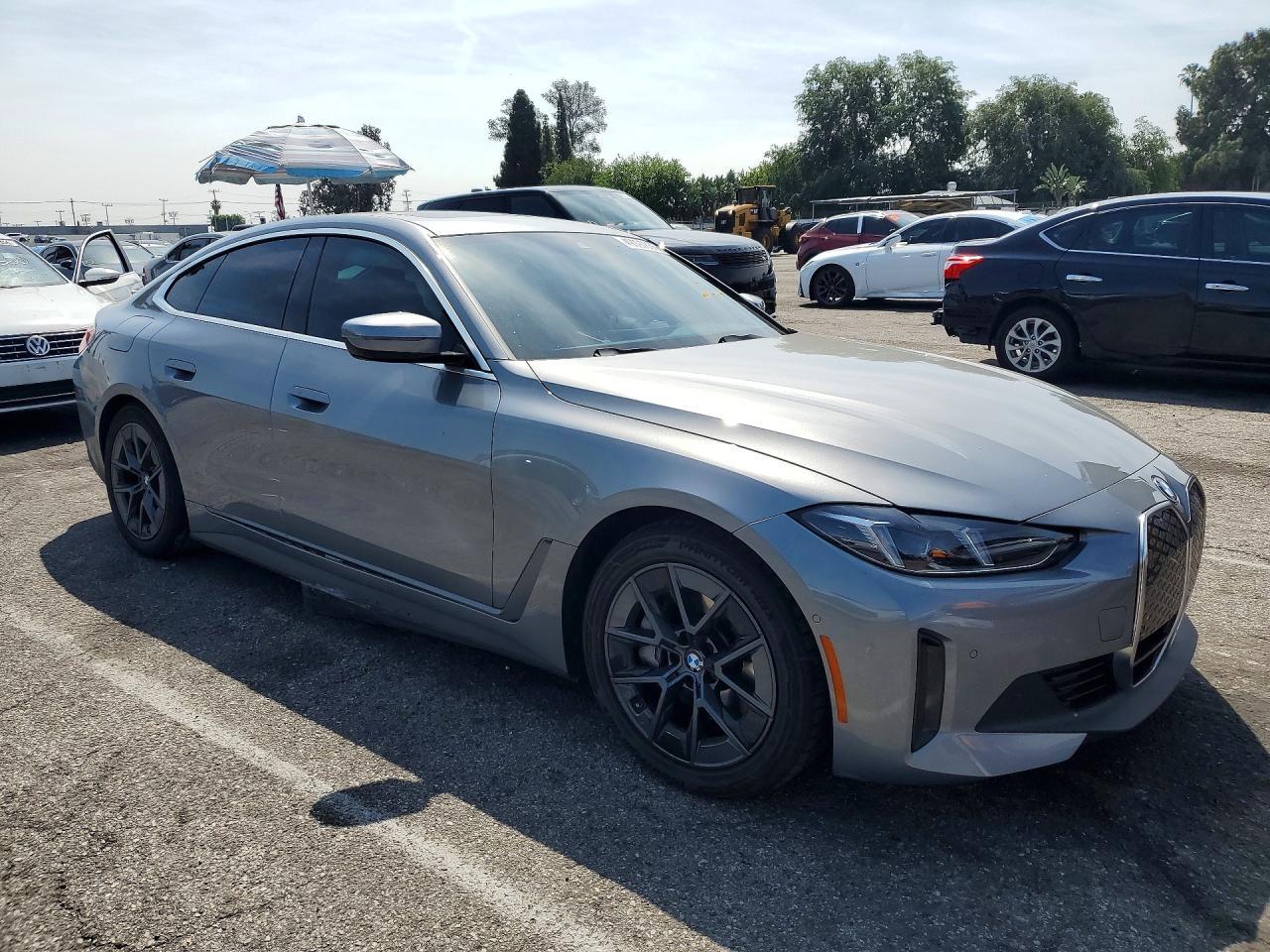 2025 BMW I4 Edrive 40 - zdjęcie 4
