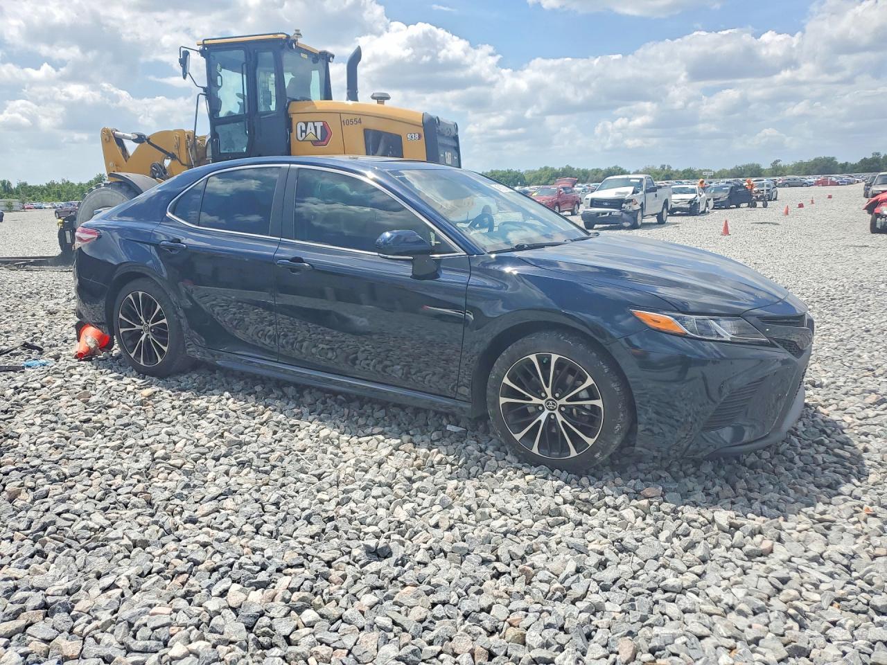 2018 Toyota Camry Se - zdjęcie 4