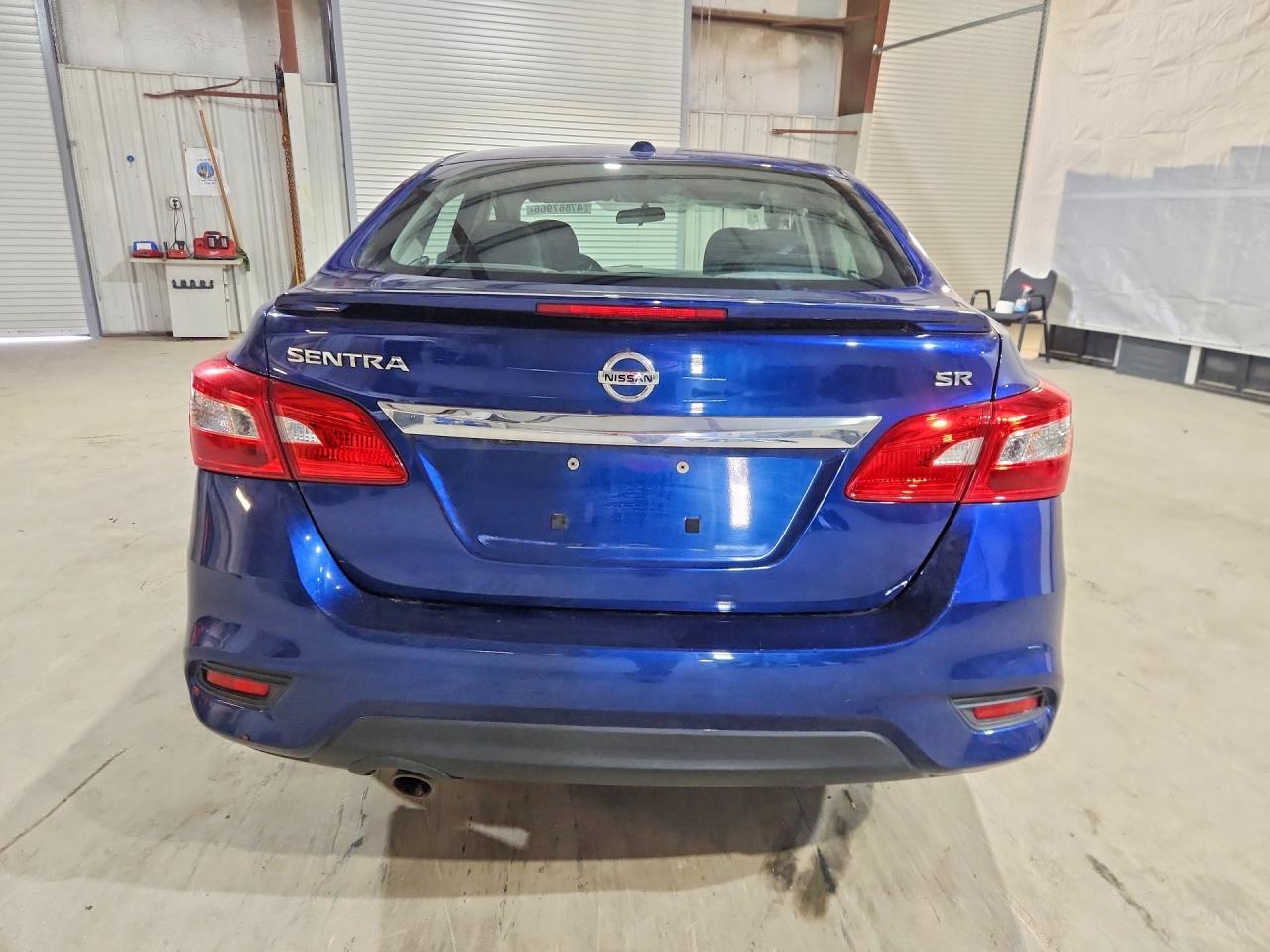 2019 Nissan Sentra Sr - zdjęcie 6