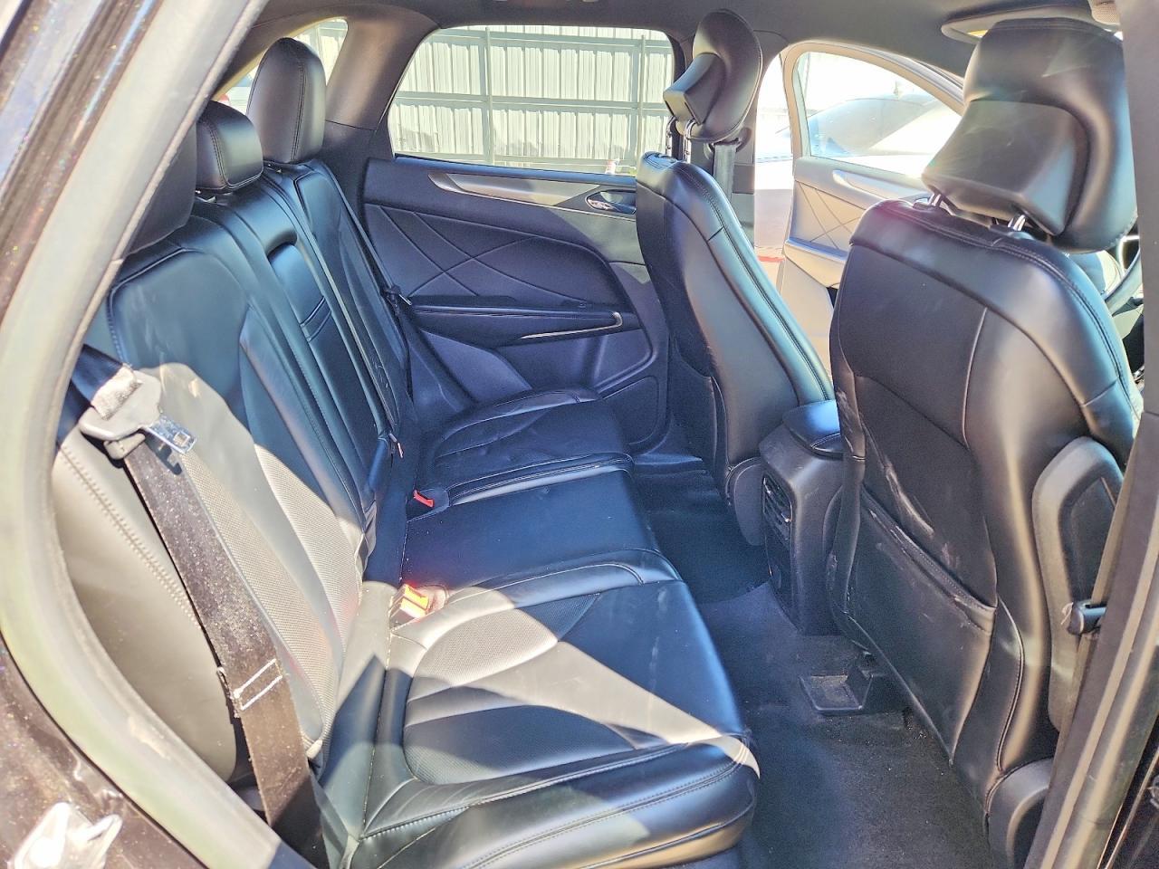 2015 Lincoln Mkc - zdjęcie 11