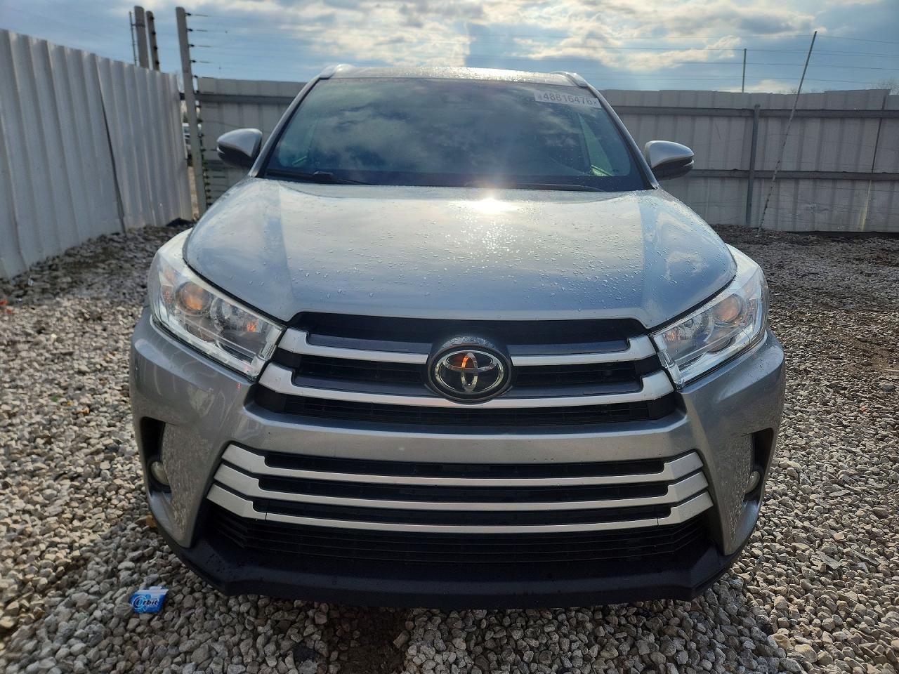 2019 Toyota Highlander Xle - zdjęcie 5